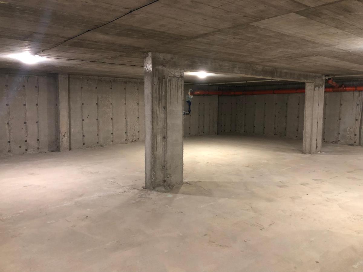 Luxury Apartment 2 Free Underground Parking Pazardżik Zewnętrze zdjęcie